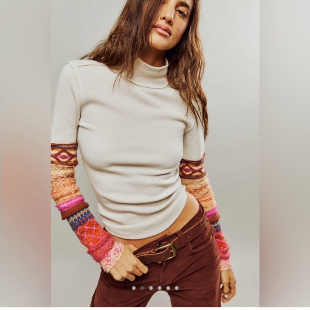Free people all too well cuff top in tea combo ☕️💕